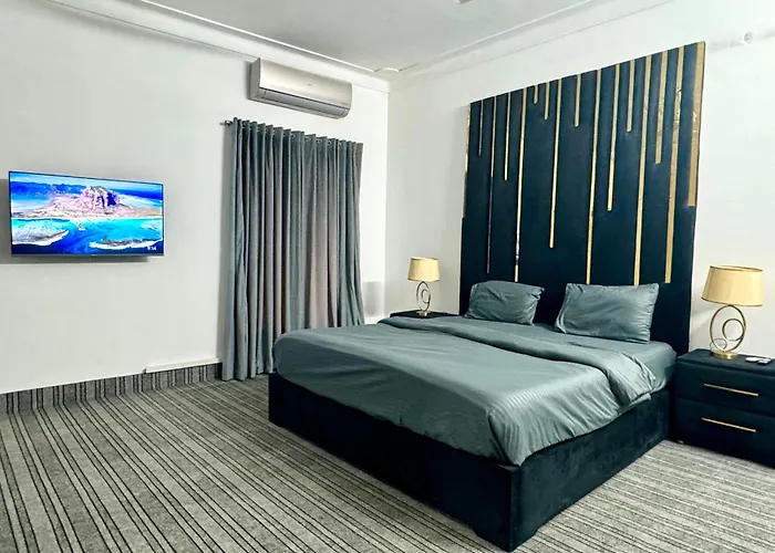 Grand Berkshire Hotel Peshawar